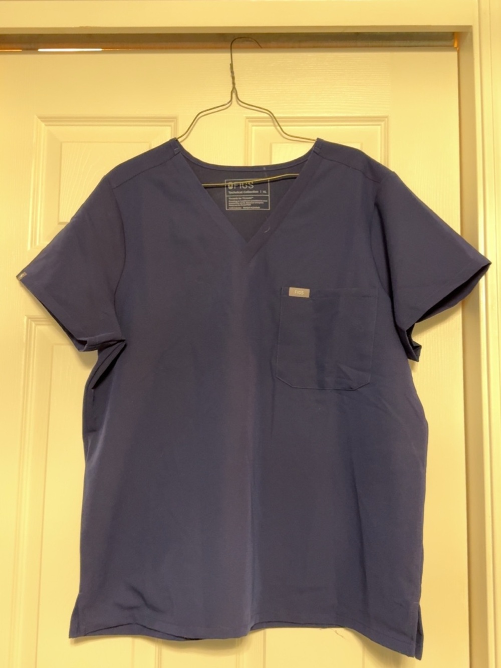 FIGS Maternity Scrub Set – XL – NWOT 💙